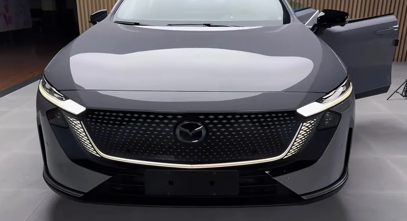 Mazda EZ-6 – zdjęcie FutureMotors