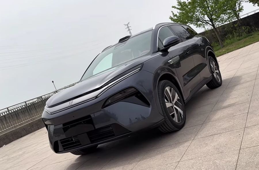 BYD Tang L